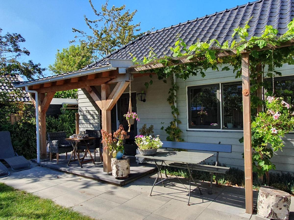 Logies Vakantiehuis Woubrugge